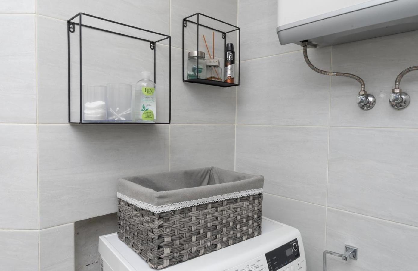 Апартаменти Flat24 On Lesi Ukrainki 3 Київ Екстер'єр фото