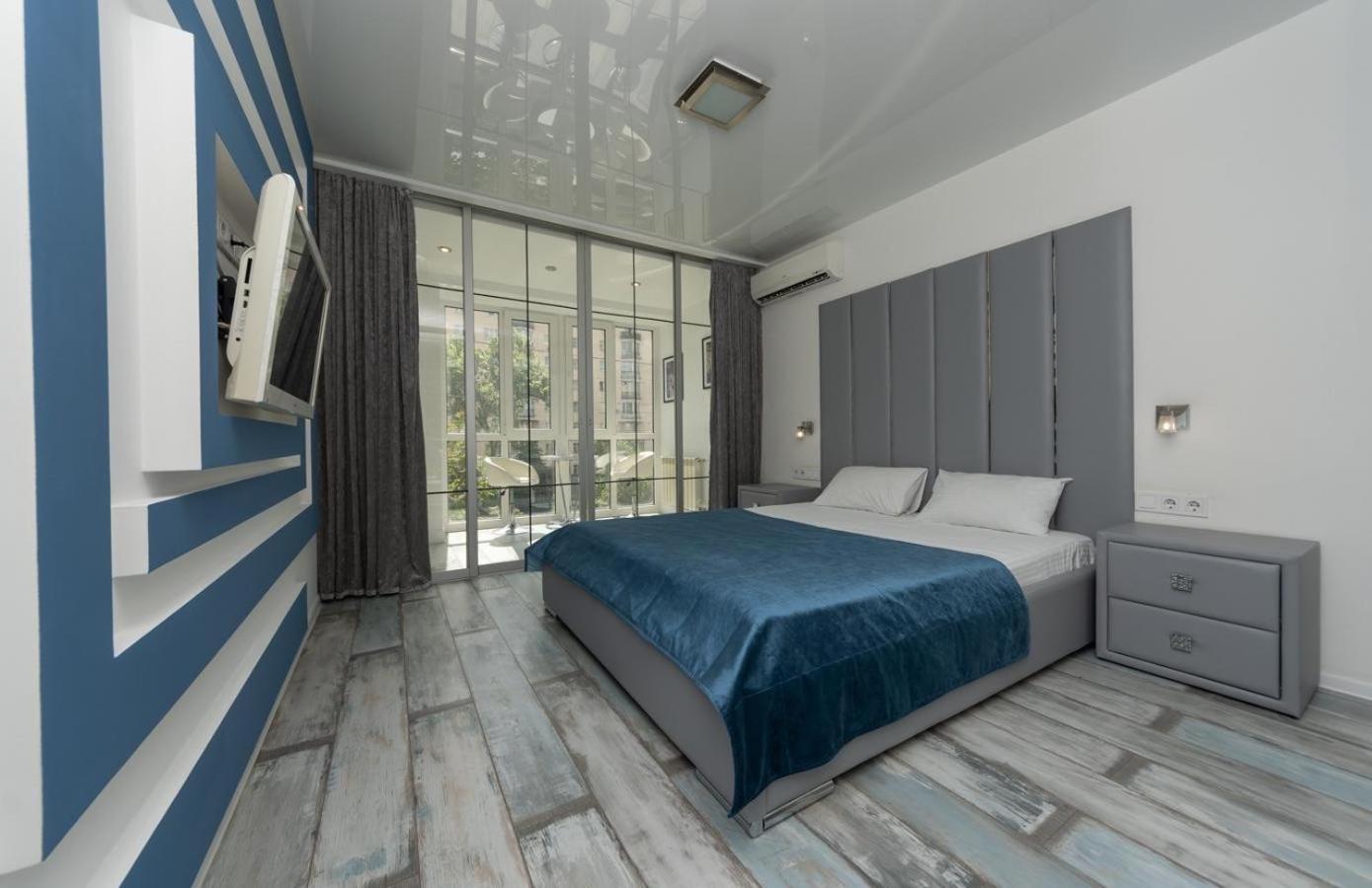 Апартаменти Flat24 On Lesi Ukrainki 3 Київ Екстер'єр фото