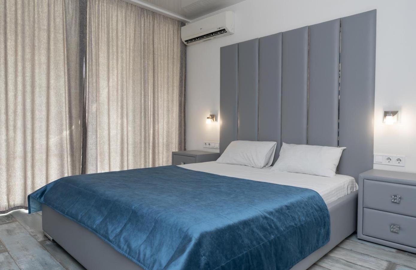 Апартаменти Flat24 On Lesi Ukrainki 3 Київ Екстер'єр фото